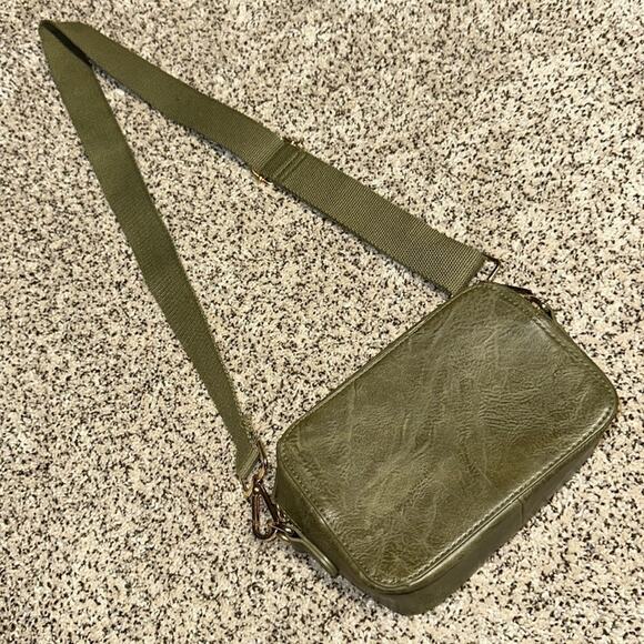 Funky Monkey Fashion Crossbody Camera Style Fashion Bag Faux Leather - Picture 2 of 13